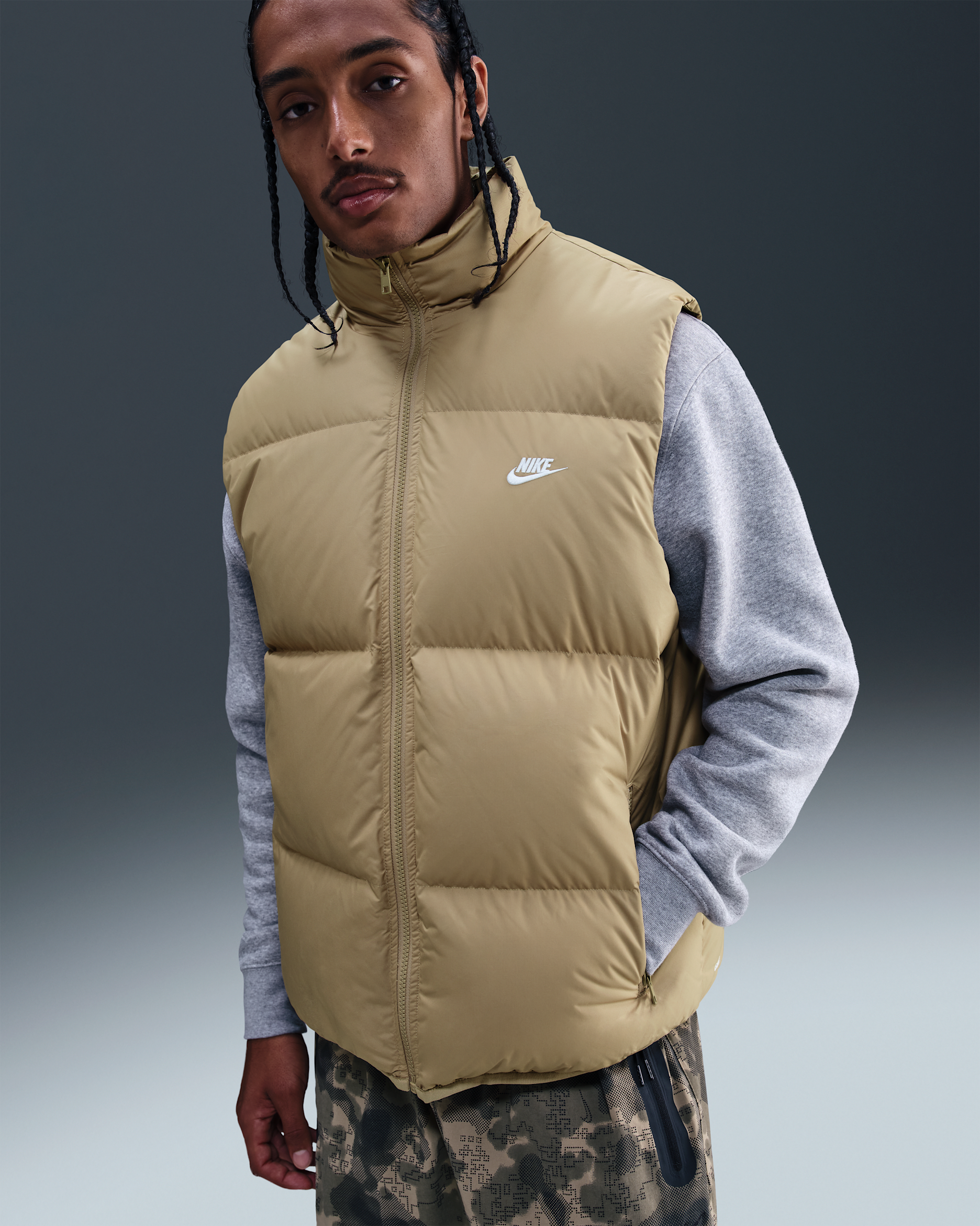 Nike Sportswear Club Men's Therma-FIT Down Puffer Vest. Nike LU